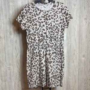Old Navy NWT Gray Leopard Print Cotton Short Sleeve T-Shirt Summer Dress Size L
